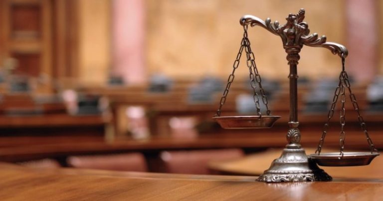How to become a self-employed attorney